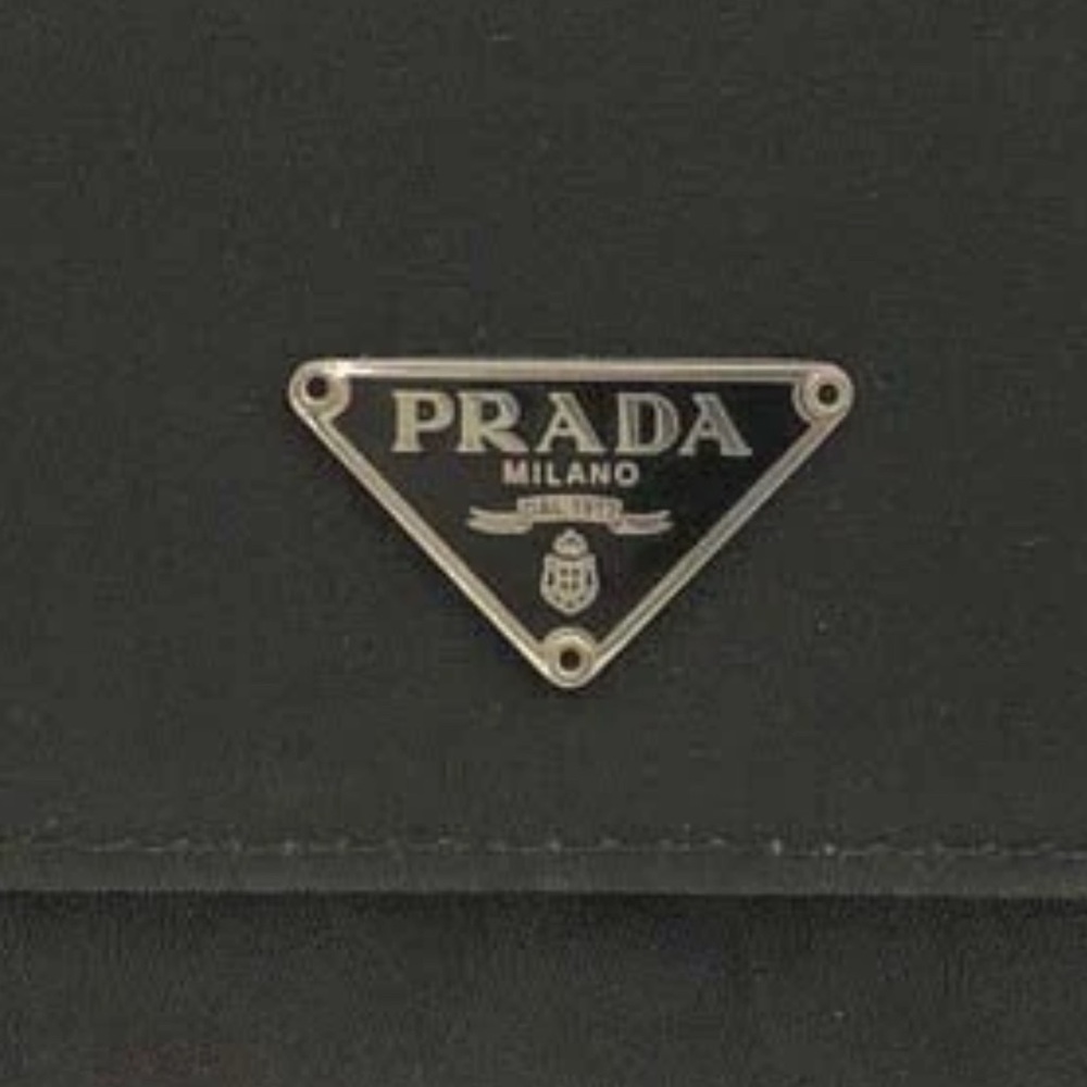 Prada Tessuto Nylon Triangle Prada Logo Black Nylon Wallet Chic Fashion Handmade - Picture 10 of 13